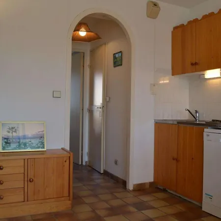 2 Pieces - 4 Personnes - Cyprien Sc150-220 *